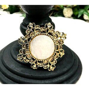Vintage Pin Brooch Gold Toned Filigree Diamond Shape With Pearly Iridescent Roun